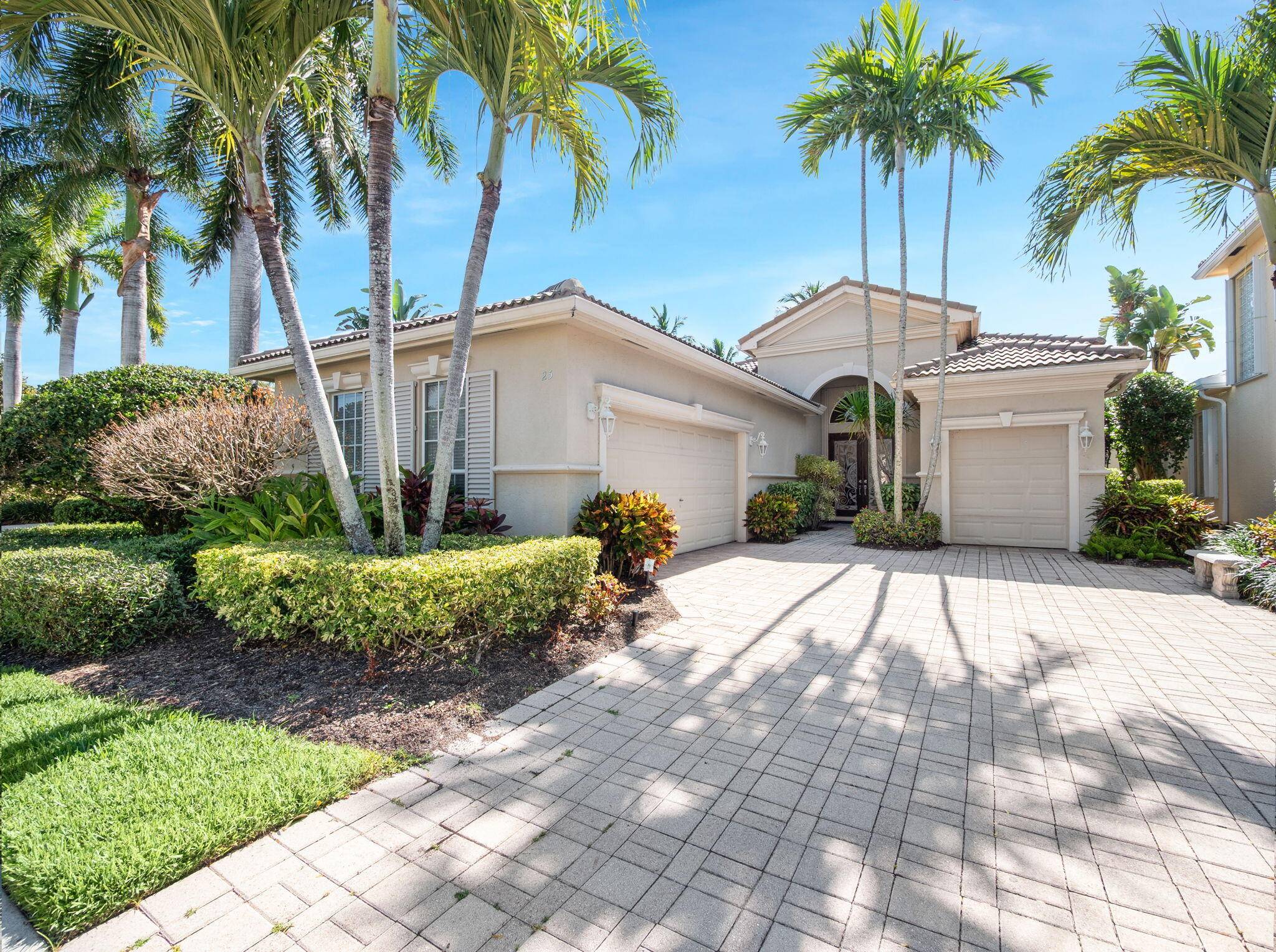 Available for the 2026 season, this stunning 3 bedroom, 3 bathroom residence with a dedicated office den is located in the highly sought after Laguna neighborhood of BallenIsles Country Club.