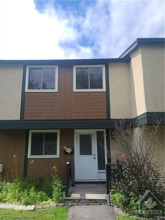 Flooring Tile, Deposit 5200, Flooring Laminate, Flooring Carpet Wall To Wall, Beautiful 4 bedroom, 2 bathroom for rent in Pineway !