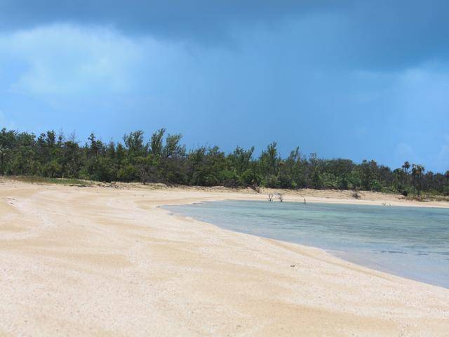7B - 5 ACRE WATERFRONT Land Long-Island-Bahamas