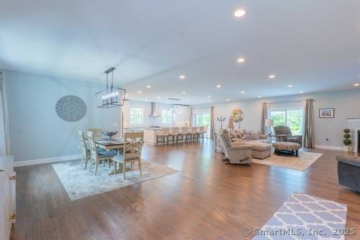 Welcome to this stunning 4 bedroom, 2.
