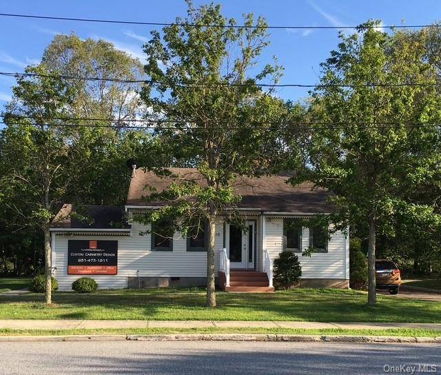 Great Opportunity to own a Free Standing, J Business.