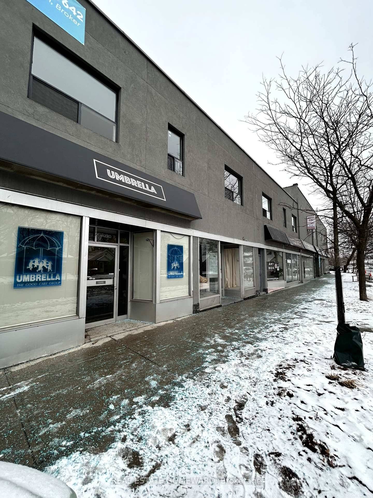 Amazing Kingston Road retail, suit any kind of retail or service, gym, pilates, wellness, spa, retail, convenience, food, hair, nails, pets, flowers, cannabis.