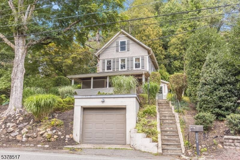 Set in an enchanting location just steps from Grover Cleveland Park, this beautifully updated 4 bedroom colonial offers the perfect blend of timeless charm and modern comfort.