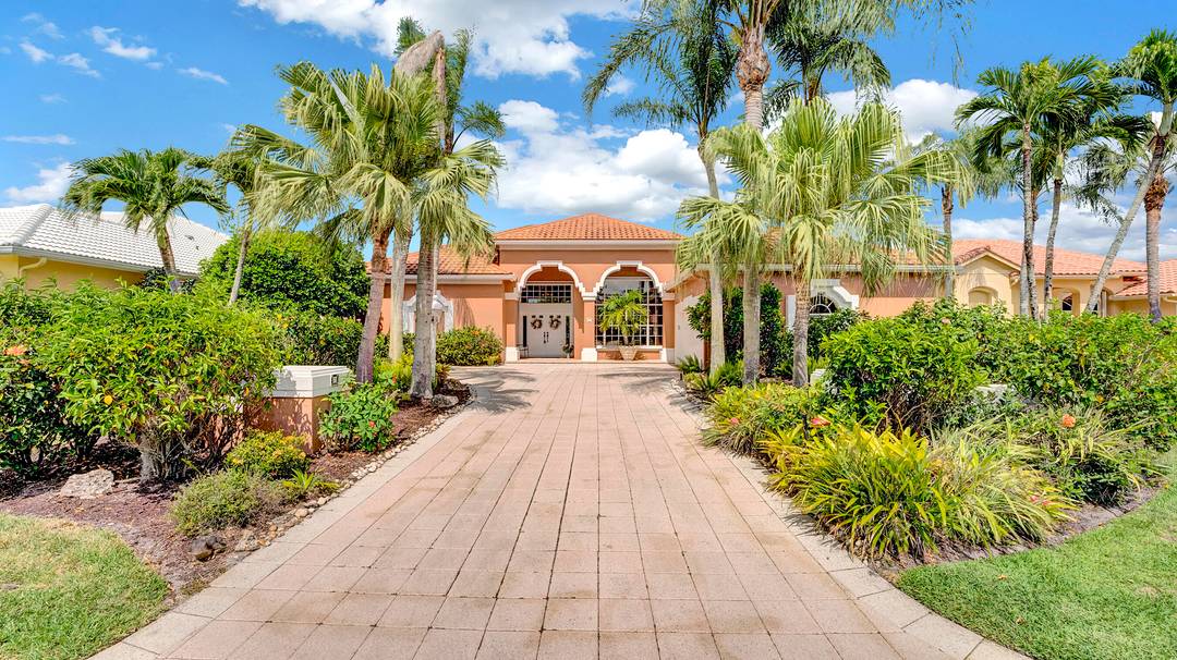 Rarely available for rent in The Island is this stunning home in PGA National !