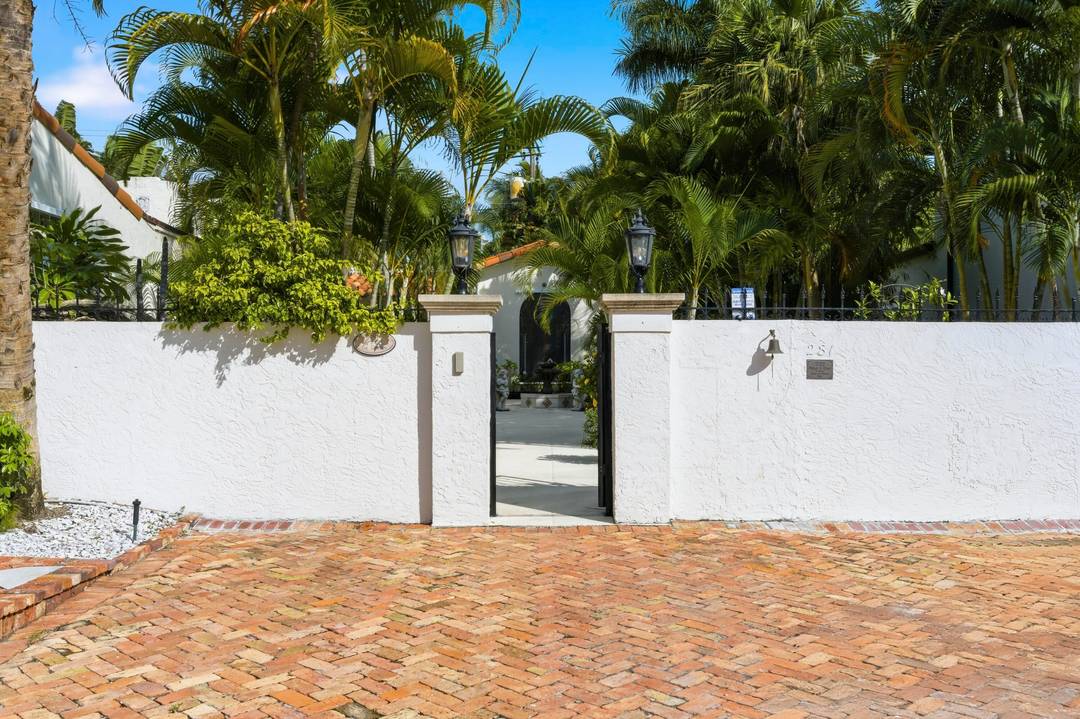 Welcome to 281 Granada Road, a classic 1928 West Palm Beach courtyard residence nestled in the historic El Cid neighborhood just moments from the shimmering Intracoastal Waterway and the boutiques, ...