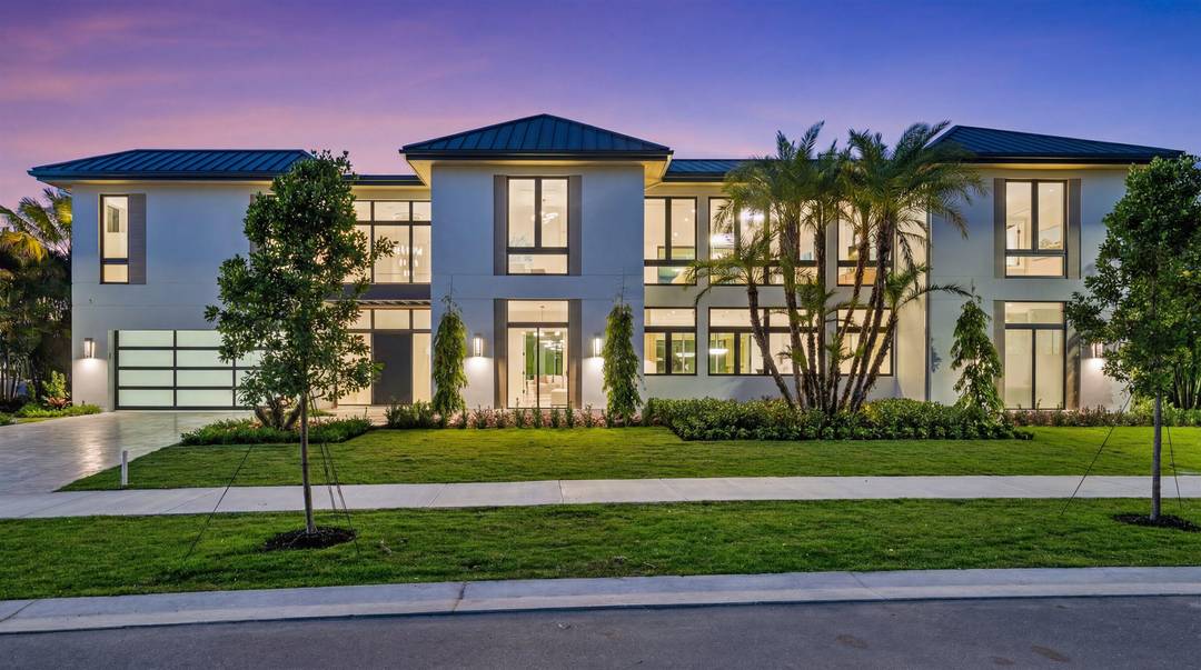 Experience refined, sophisticated living in this exceptional new construction located within the prestigious Palm Beach Polo amp ; Country Club.