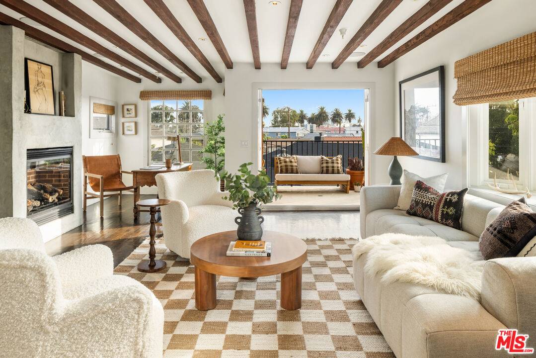1210   Cabrillo Ave 4BR Marina Del Rey La