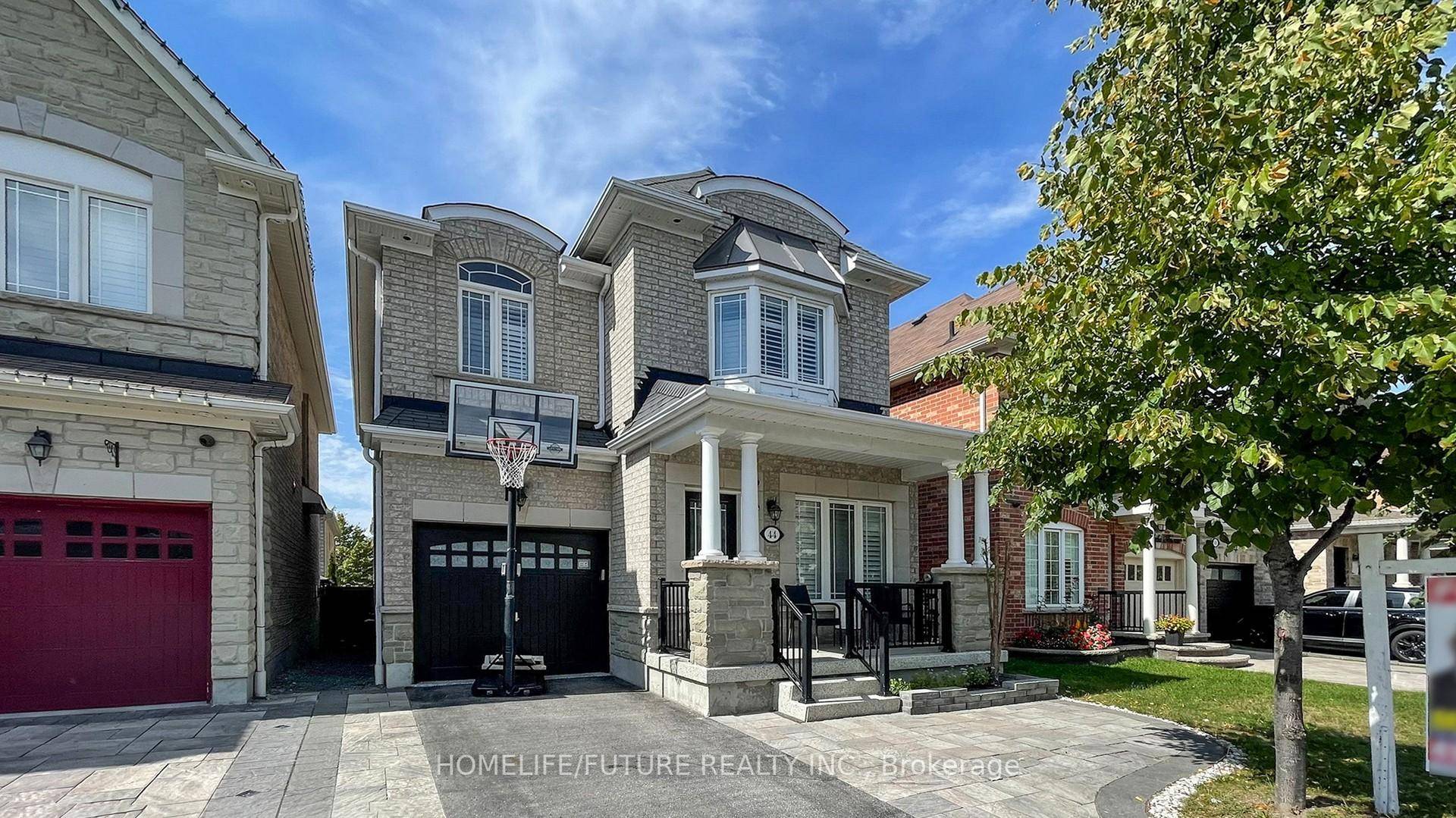 This Nearly 4 1 Bedroom And 4 Washroom Detached Home In High Demanding Neighbourhood.