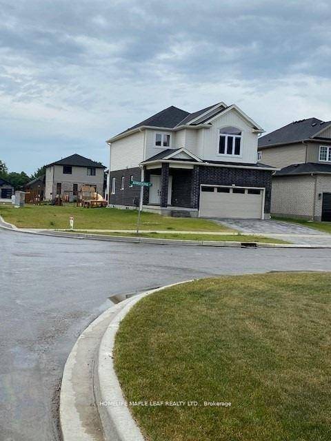 Beautiful well maintained 3 bedroom house in Mount Bridges.