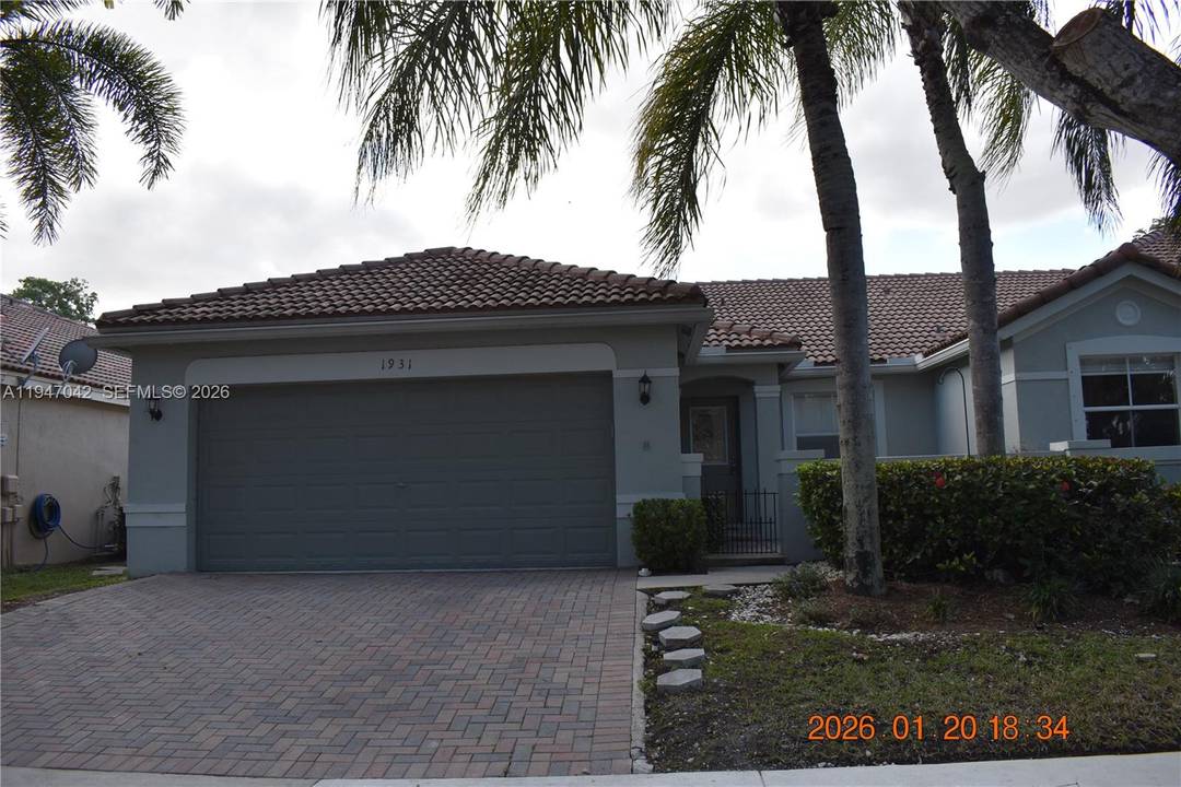 Great location in Weston.