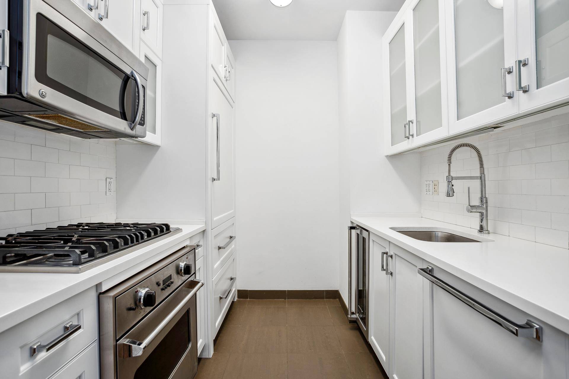 TERRACE Split 2 bed 2 bath with amazing private 277 SF terrace condo at The Harrison Condominium.