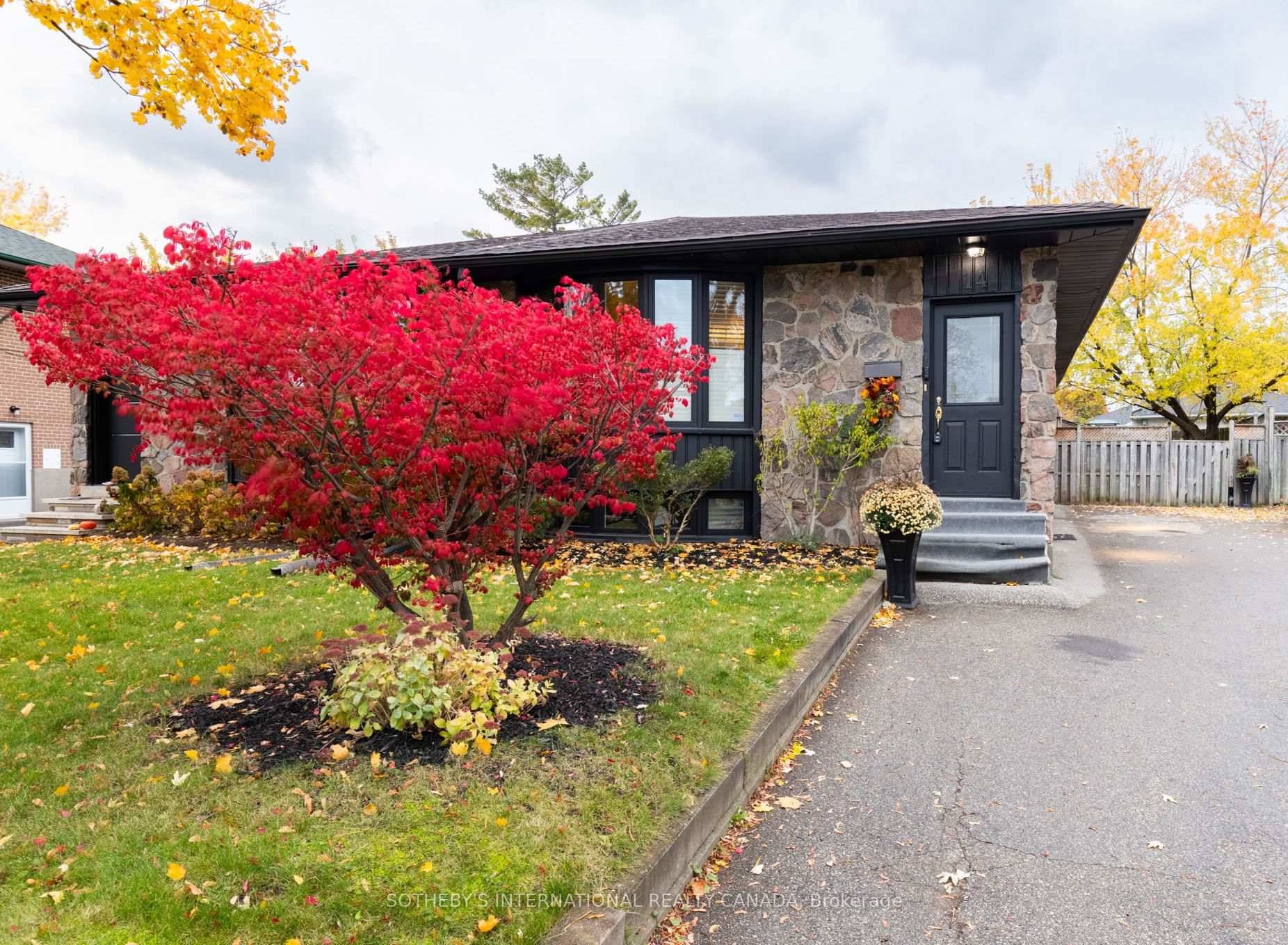 Welcome your family home to 14 Beckenham Crt, a place where community truly matters.