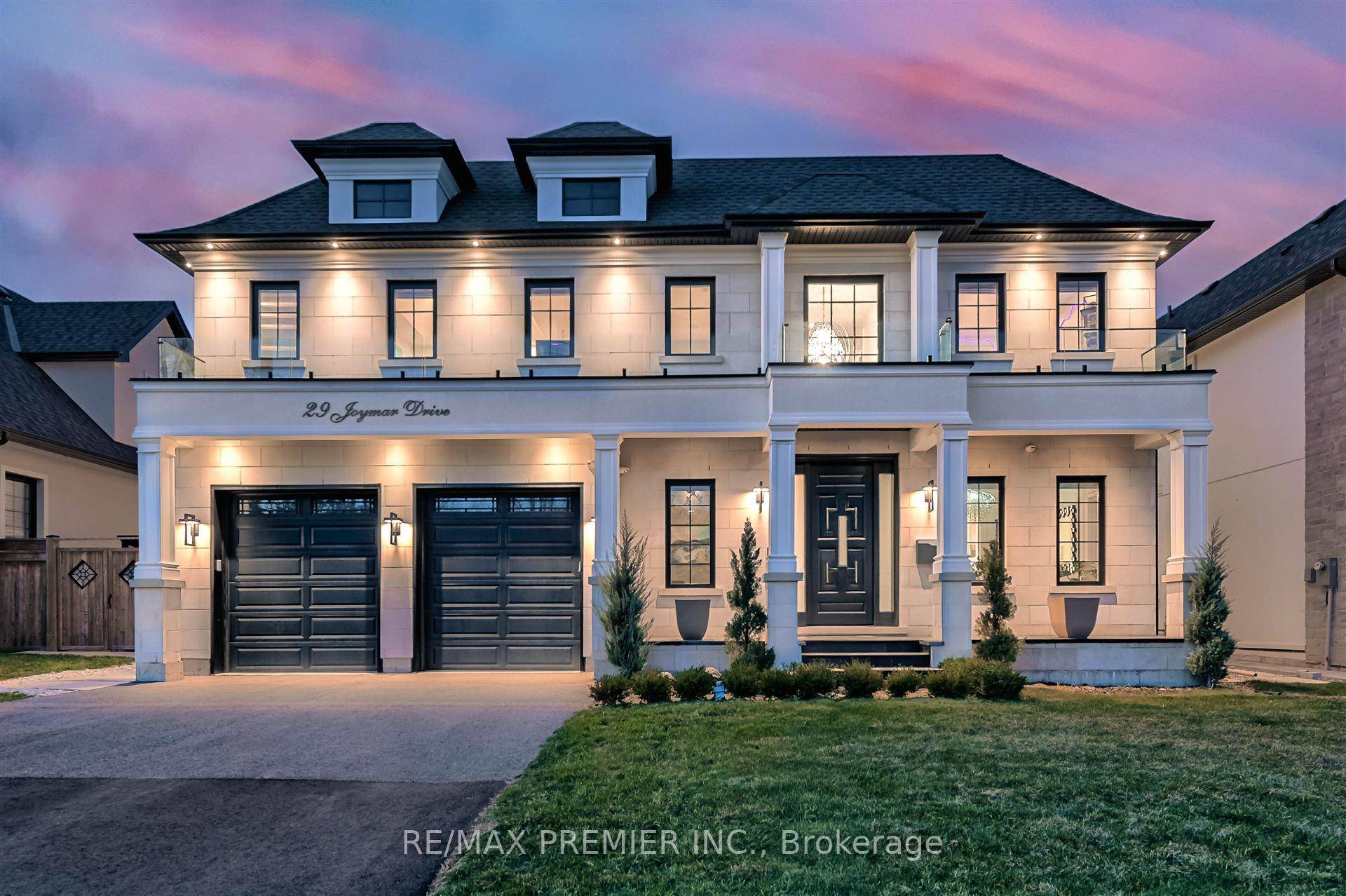 Welcome to 29 Joymar ! A truly one of a kind custom built home nestled in the heart of vibrant and historic Streetsville Village.