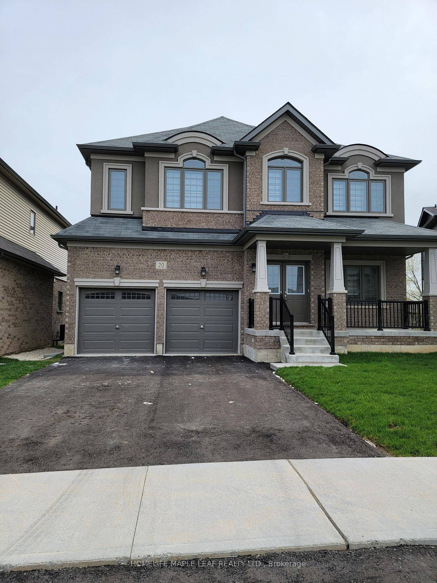 Bright and spacious, 2689 Sq.