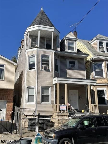 62 N. 6th StreetPresenting a well maintained two family residence located in the heart of Newark.