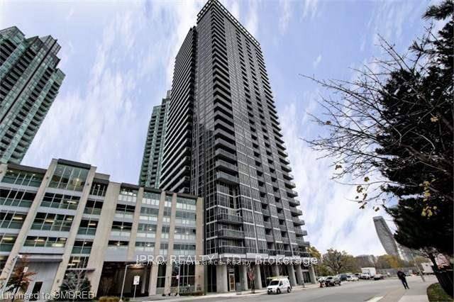 Welcome to this 21st Floor Unit In The Luxurious Onyx Condo In The Heart Of Mississauga CityCentre !