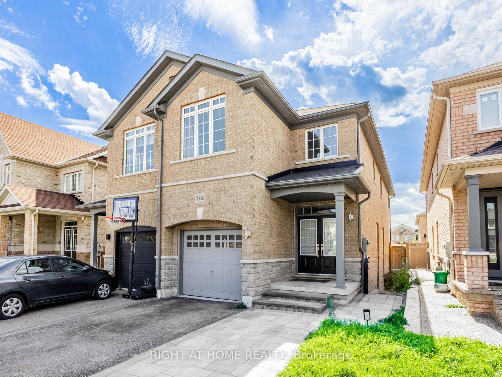 Welcome home to this beautifully updated and furnished semi detached home in Meadowvale Village with 2 parking spots.