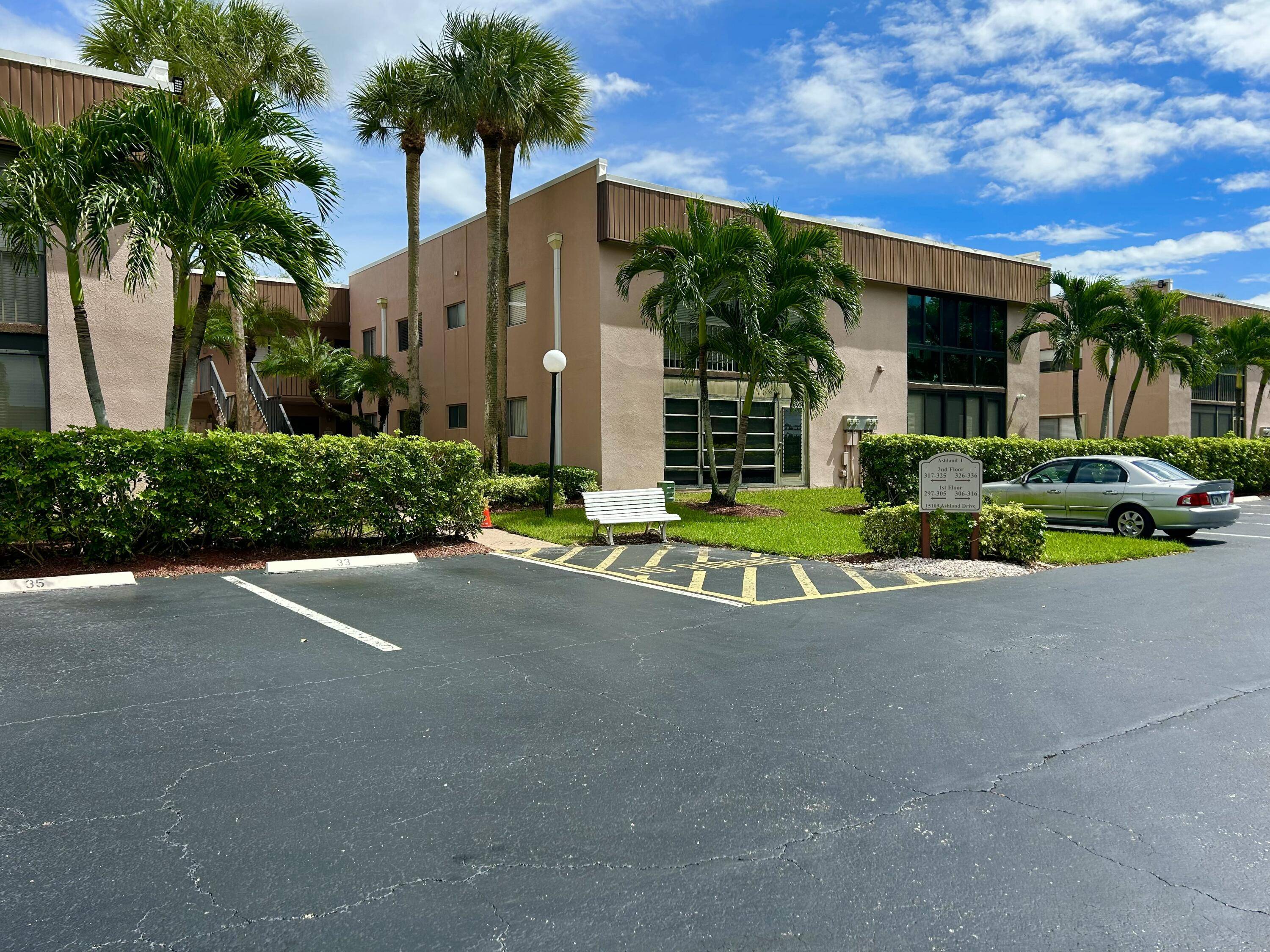 Renovated Contemporary Condo with Stunning Lake Views.