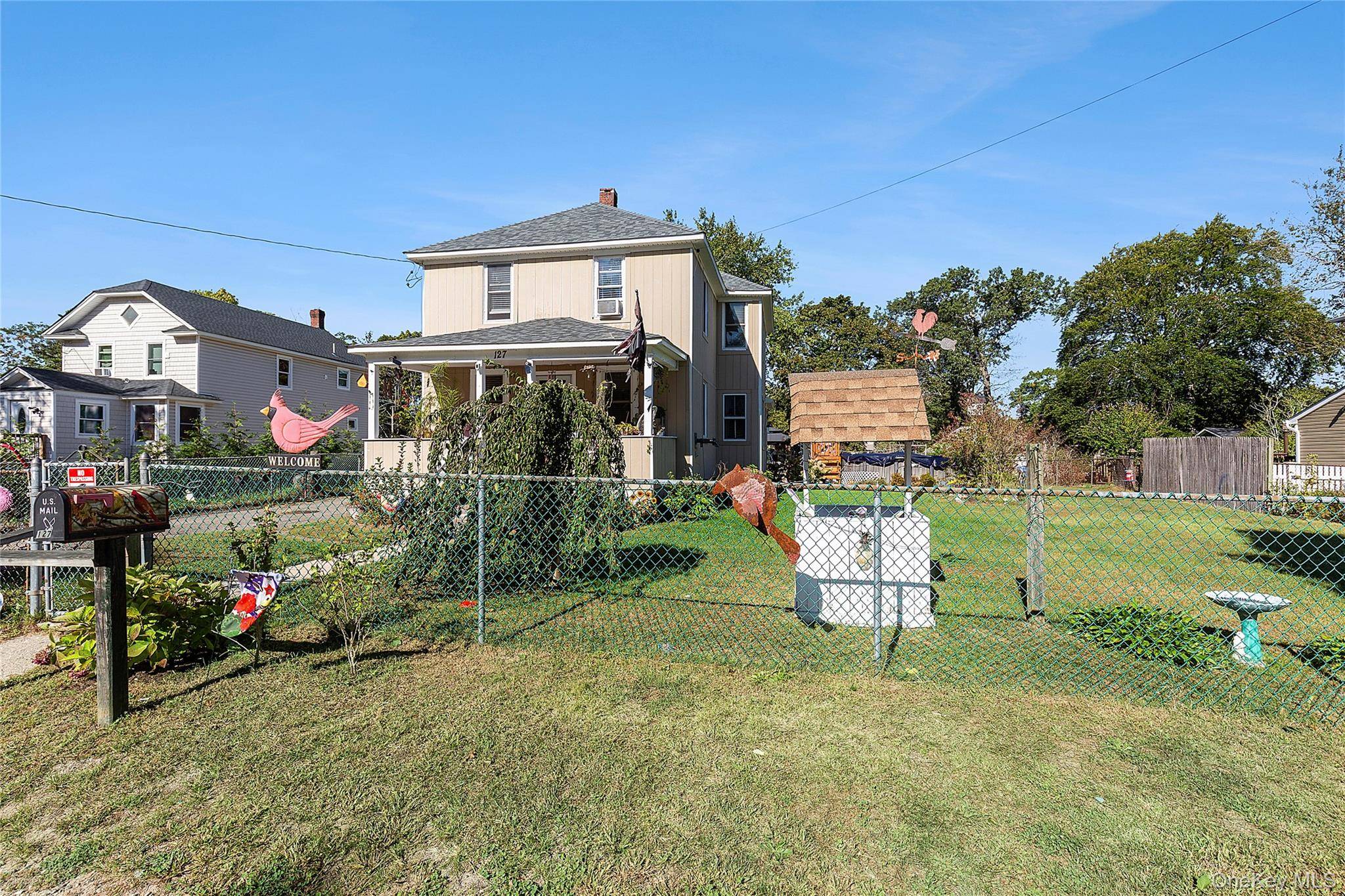 Charming Colonial with Great Outdoor Space Welcome to 127 Lake Avenue a well maintained 4 bedroom, 2 bath Colonial that offers plenty of comfortable living space.