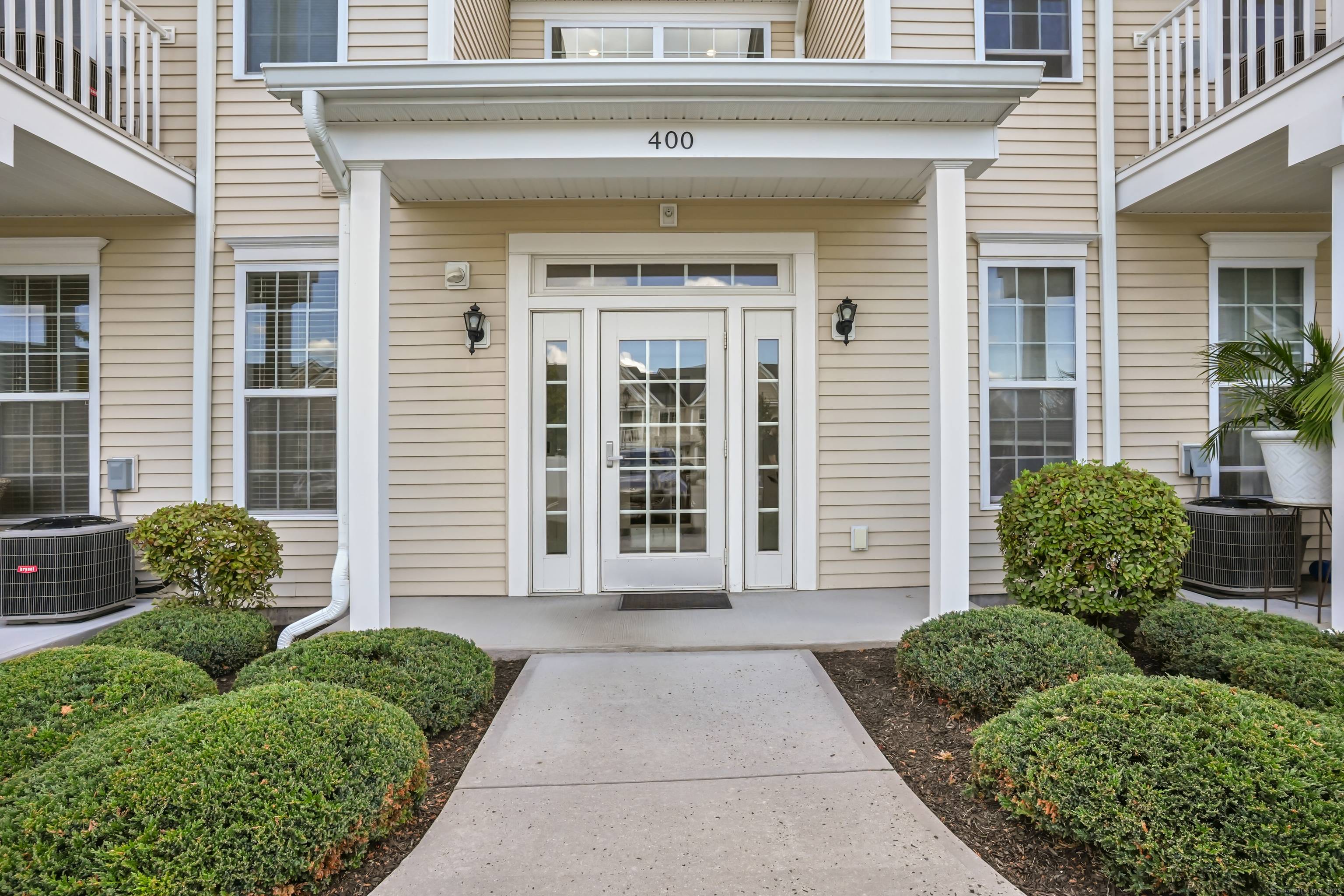 No Stairs ! ! ! ! This extraordinary, no step entry, ranch style, Rivington by Toll Brothers unit is perfect for those seeking resort syle living !