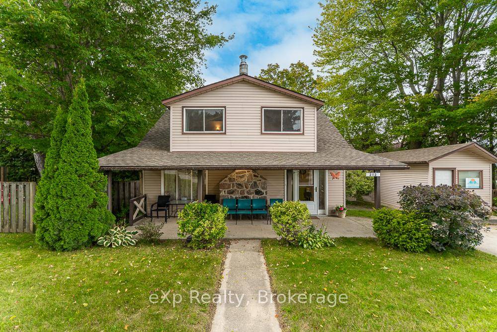 Experience the quintessential cottage lifestyle at this charming 3 bedroom property on Green Street.