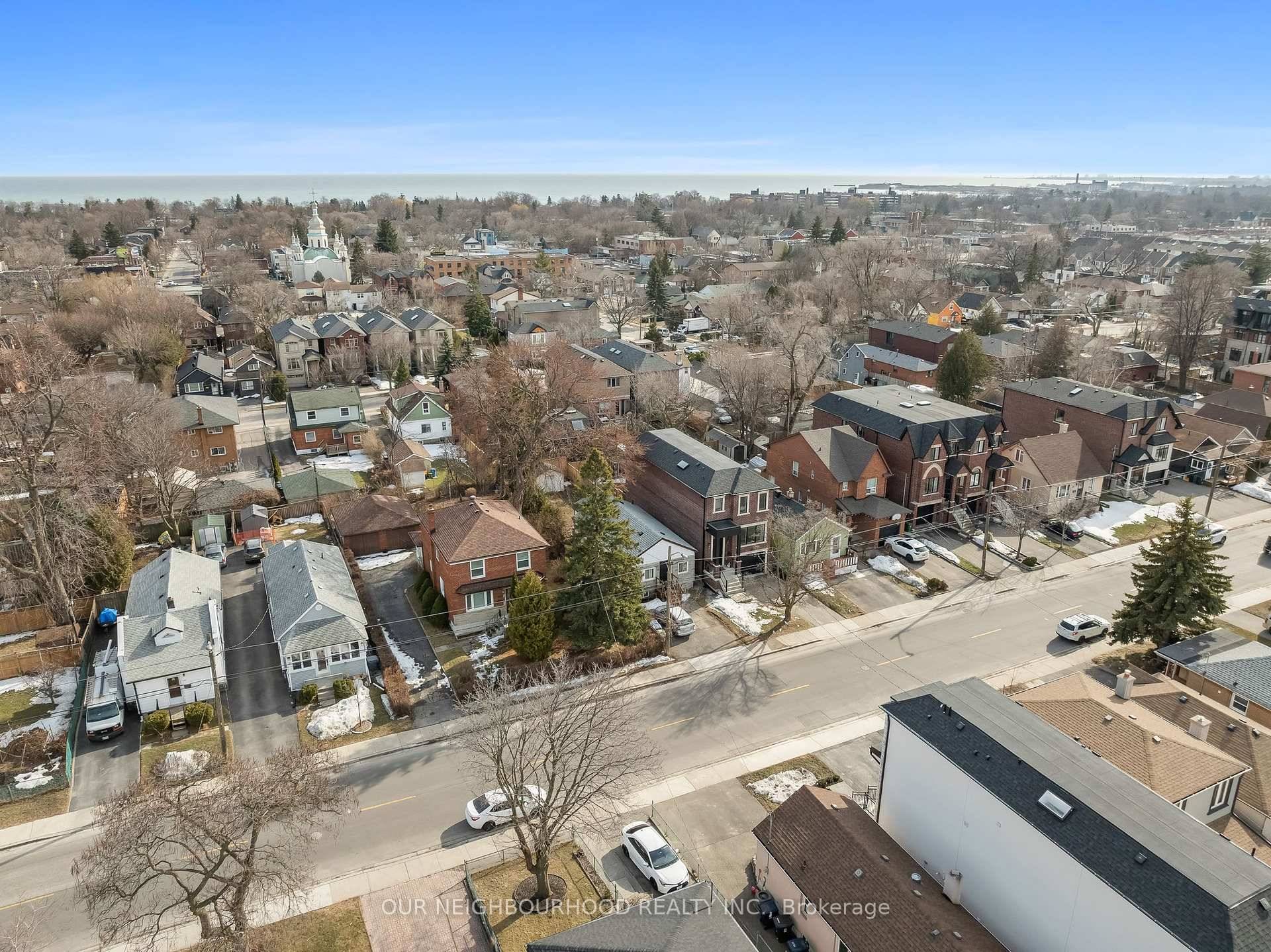 Welcome to this beautifully updated 2 3 bedroom bungalow, nestled in a quiet and friendly residential neighbourhood.