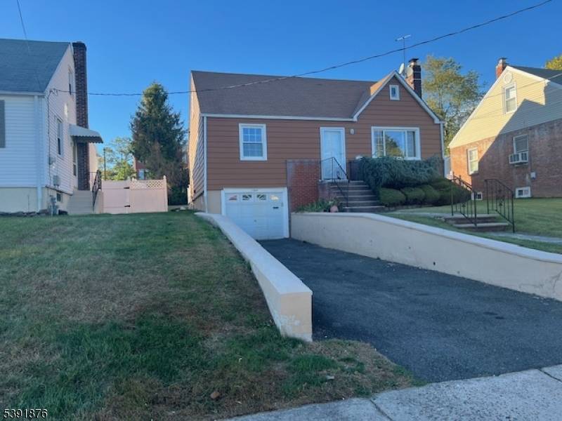 Location Location Residential comfortable living with walking neighborhood to shopping.