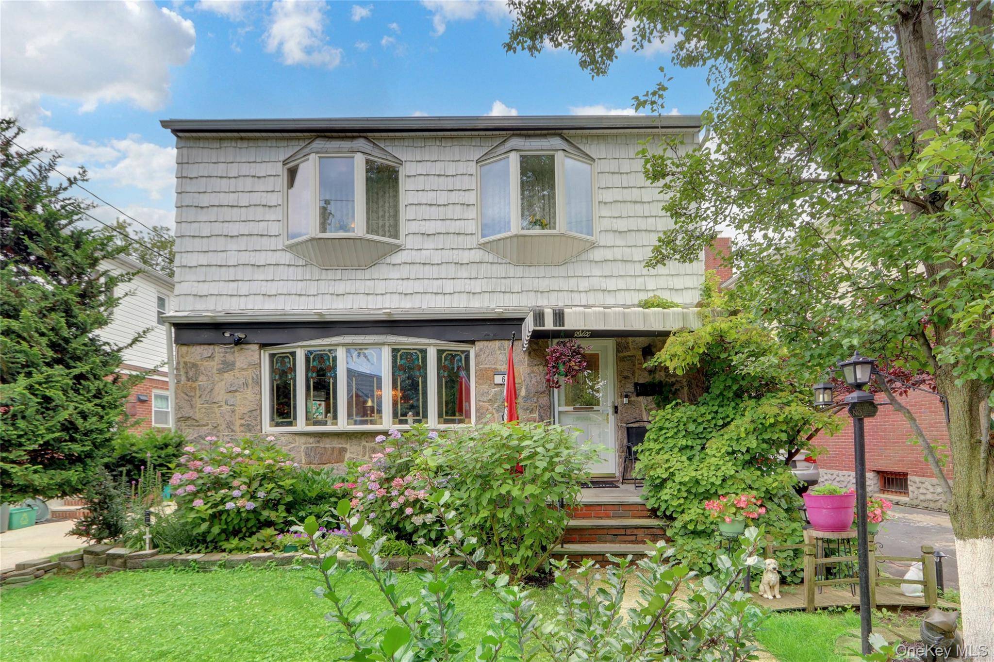 Located in the heart of Stewart Manor, discover a rare chance to own a special property.