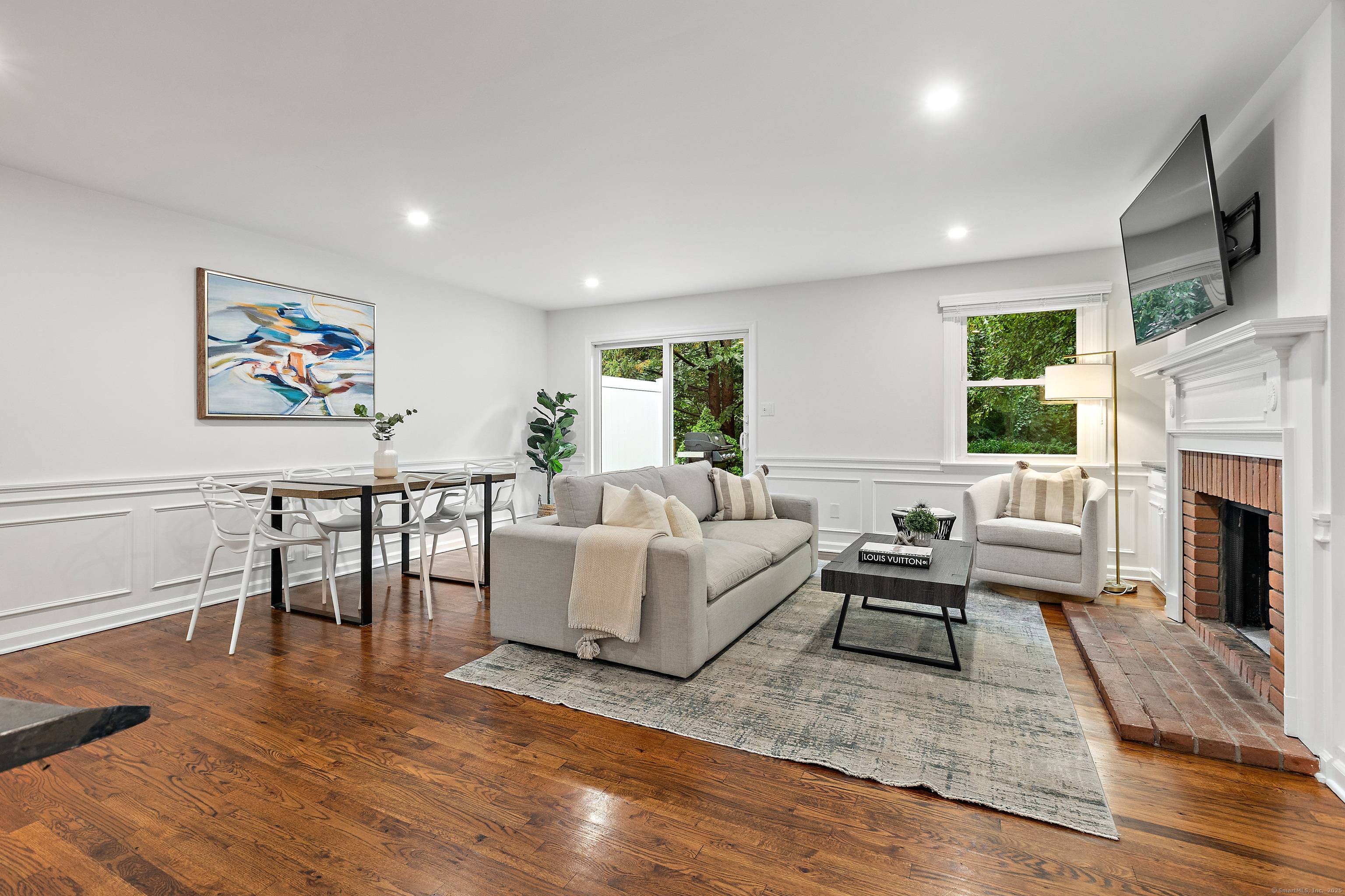 Welcome to Lantern Way a hidden gem in the heart of New Canaan.
