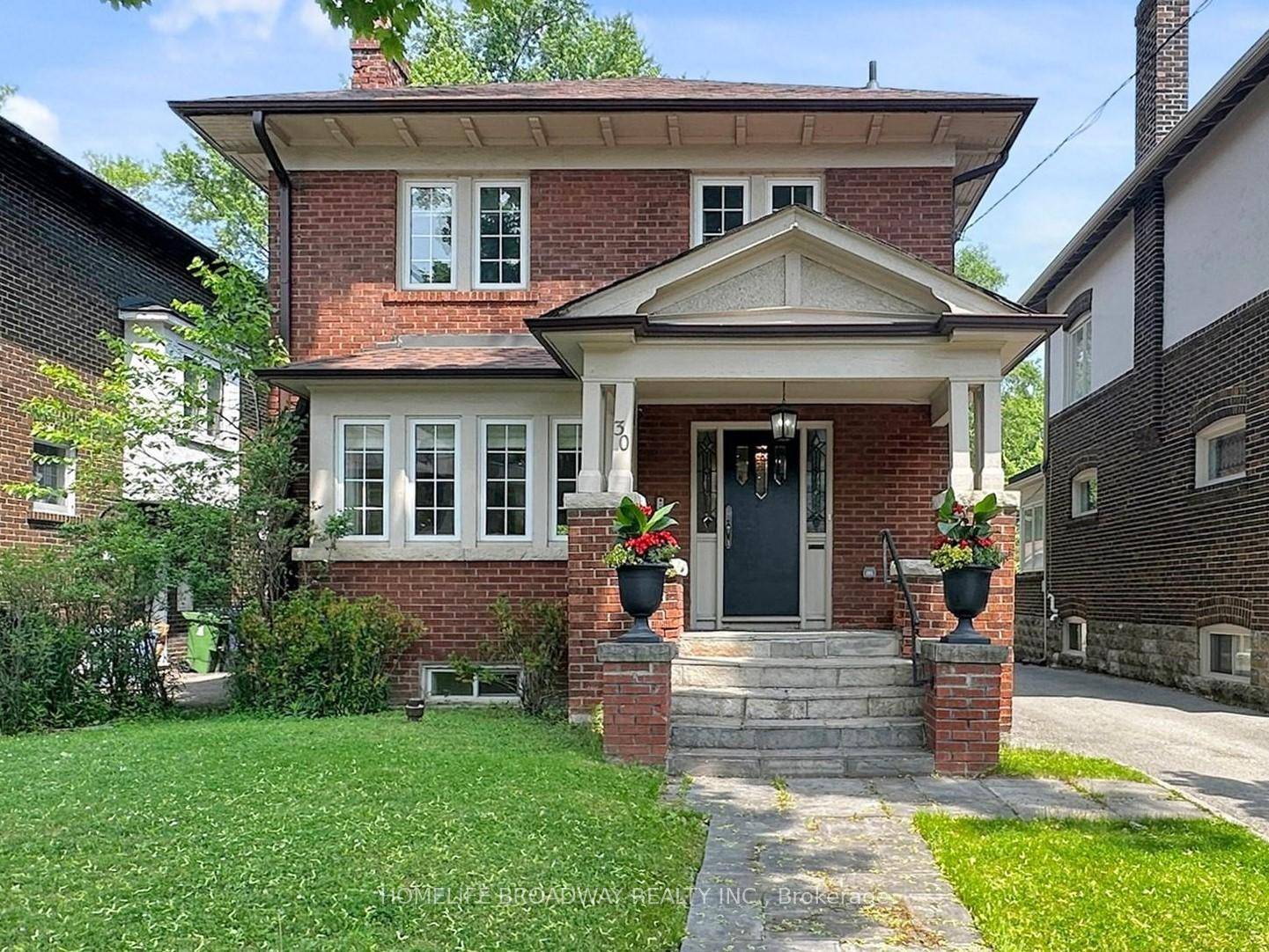 Elegant Renovated Home in Prime Deer Park.