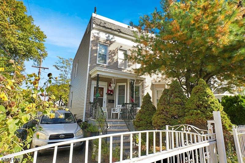Welcome to 22 24 Kensington Place, East Orange, NJ a spacious and well maintained two family duplex offering endless possibilities for homeowners or investors alike !
