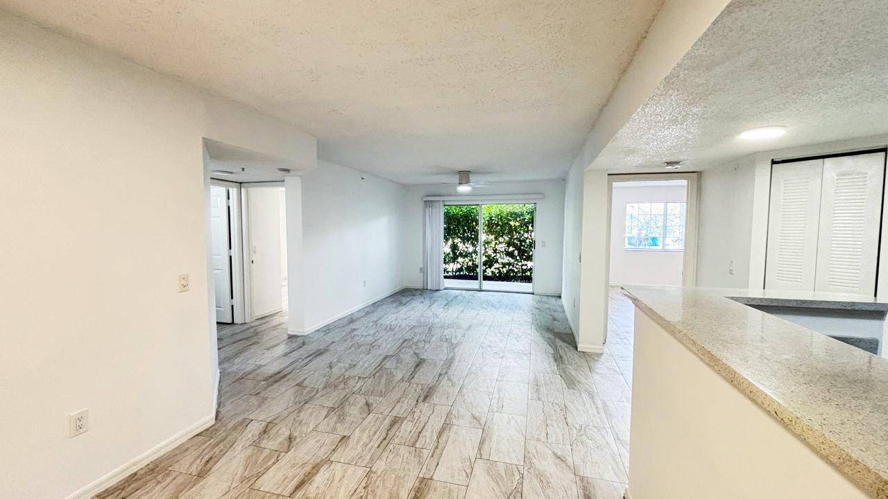 FIRST FLOOR 3 2 PERFECT HOME OR INVESTMENT, CAN BE RENT IMMEDIATELY.