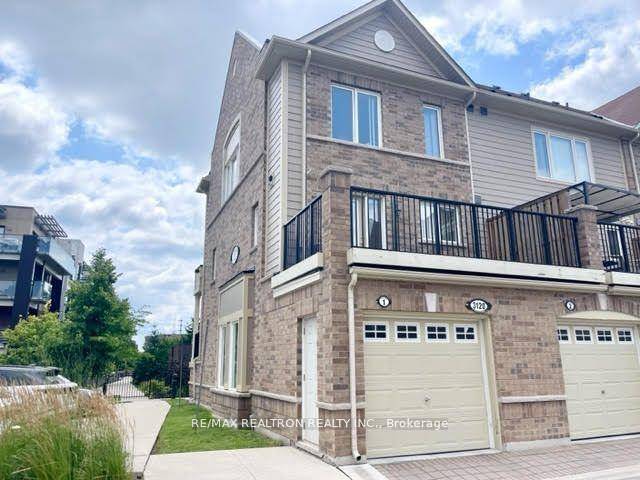 Welcome to this stunning corner unit executive townhouse located in the highly sought after Churchill Meadows community !