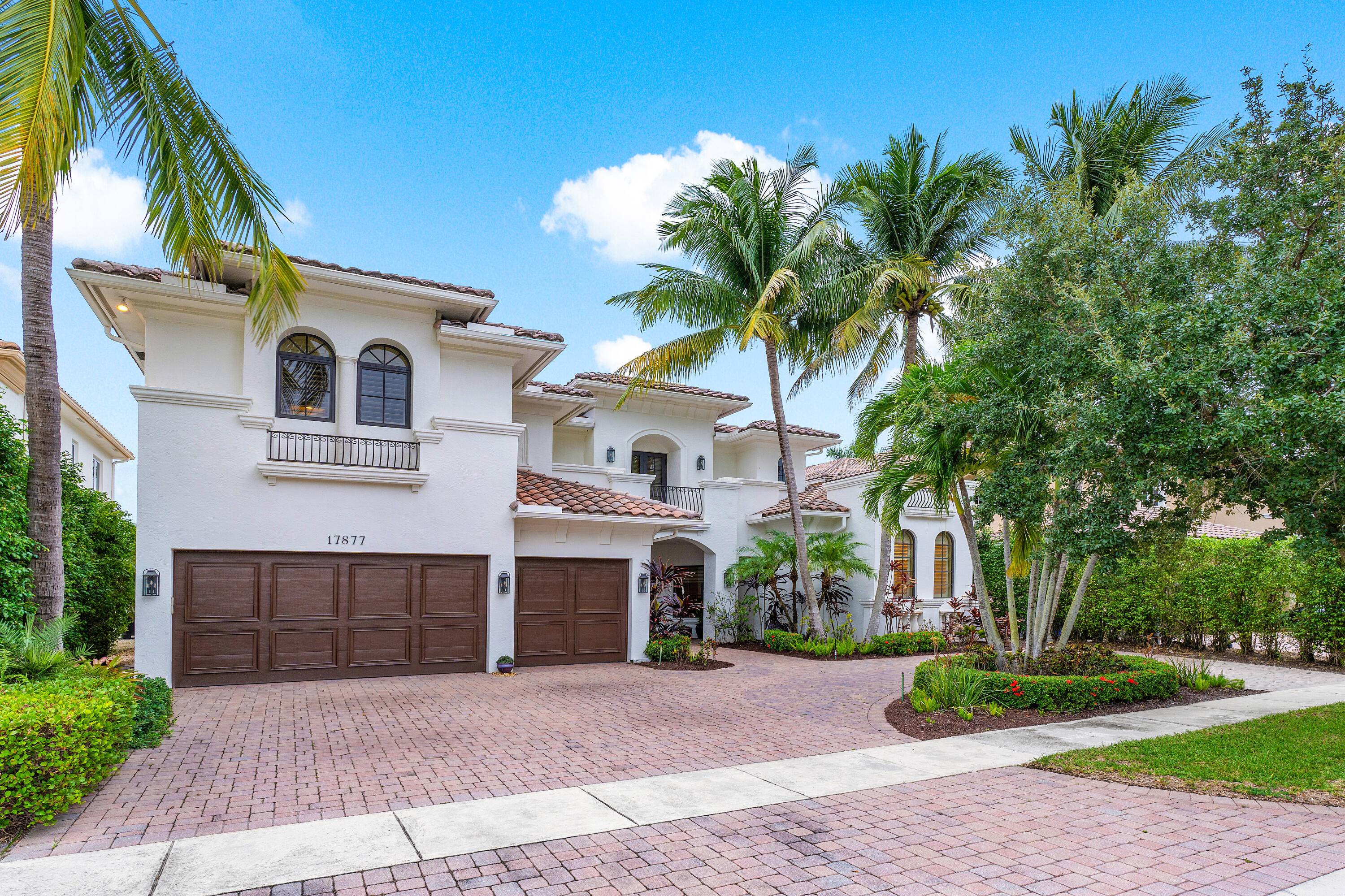 This gorgeous lakefront rarely offered updated Bordeaux model in The Oaks is custom built and features the ideal floor plan.