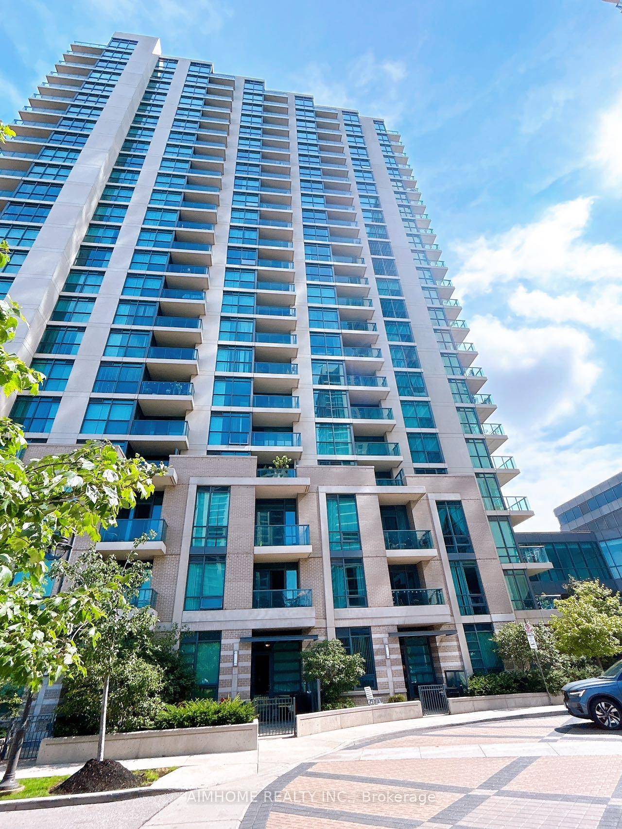 Gorgeous One Bedroom Plus Den With Unobstructed View.