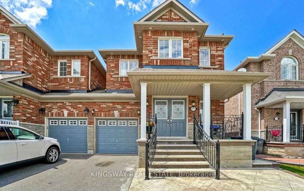 Immaculately Maintained 4 Bedroom Link Detached Home in Prestigious Churchill Meadows.