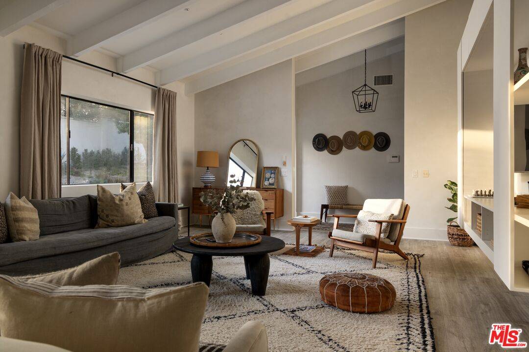 29328   Heathercliff Rd 6BR Malibu La