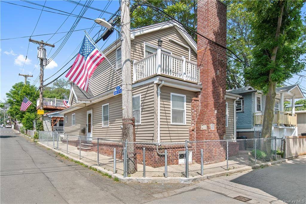 Stunning two bedrooms raised ranch Coop in Edgewater Park.