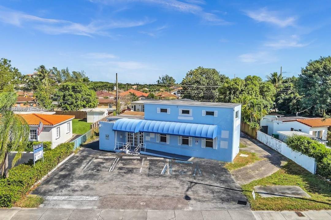 The 3, 175 square foot freestanding building offers exceptional versatility, being perfectly zoned and approved for dental use while accommodating a wide range of professional and commercial opportunities.