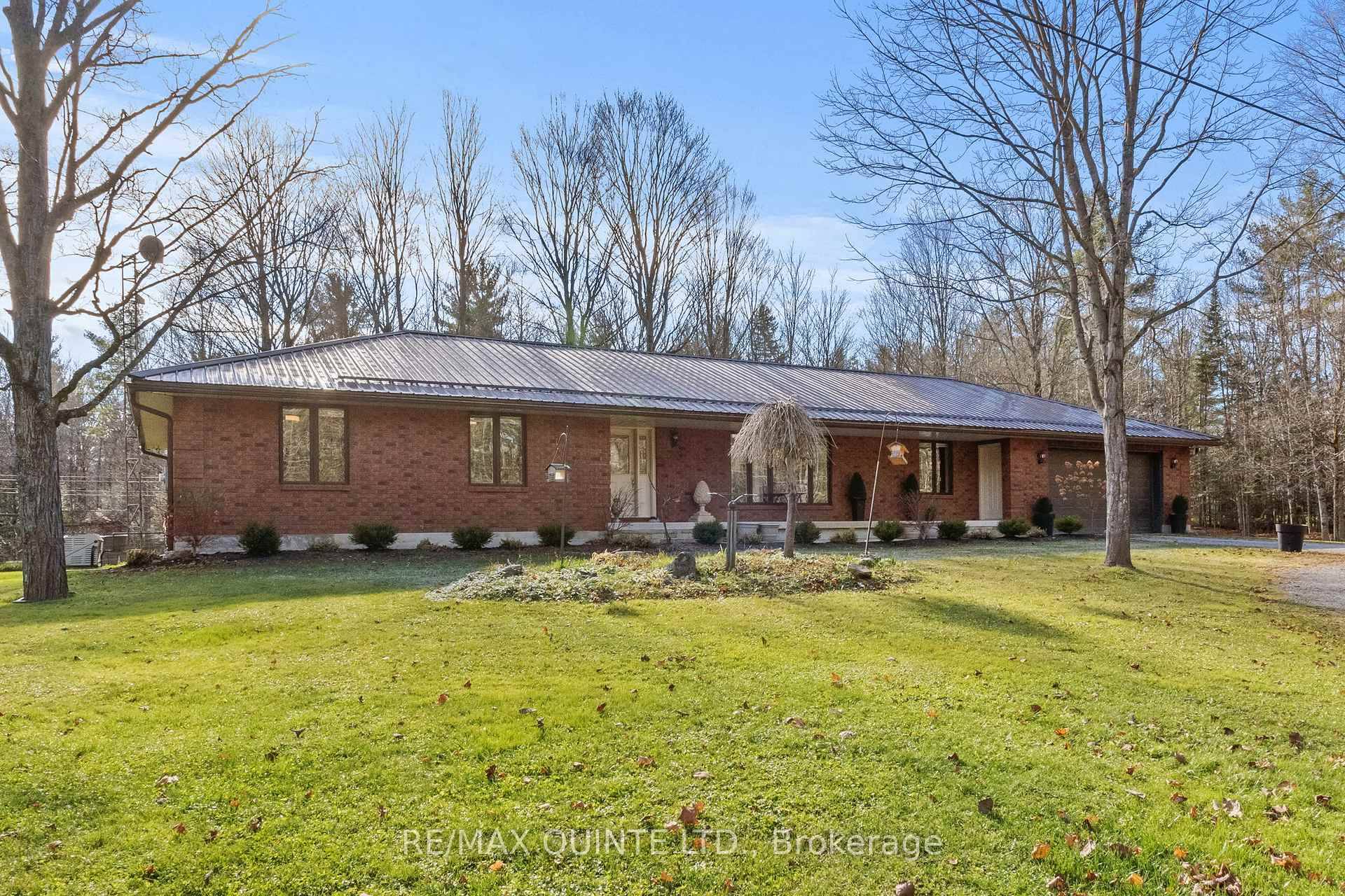Welcome to your private country retreat !