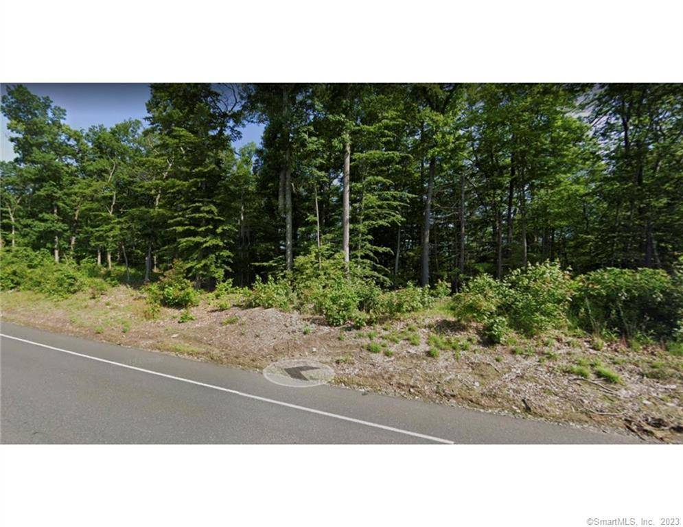 Rarely available, large tract of land in Farmington.