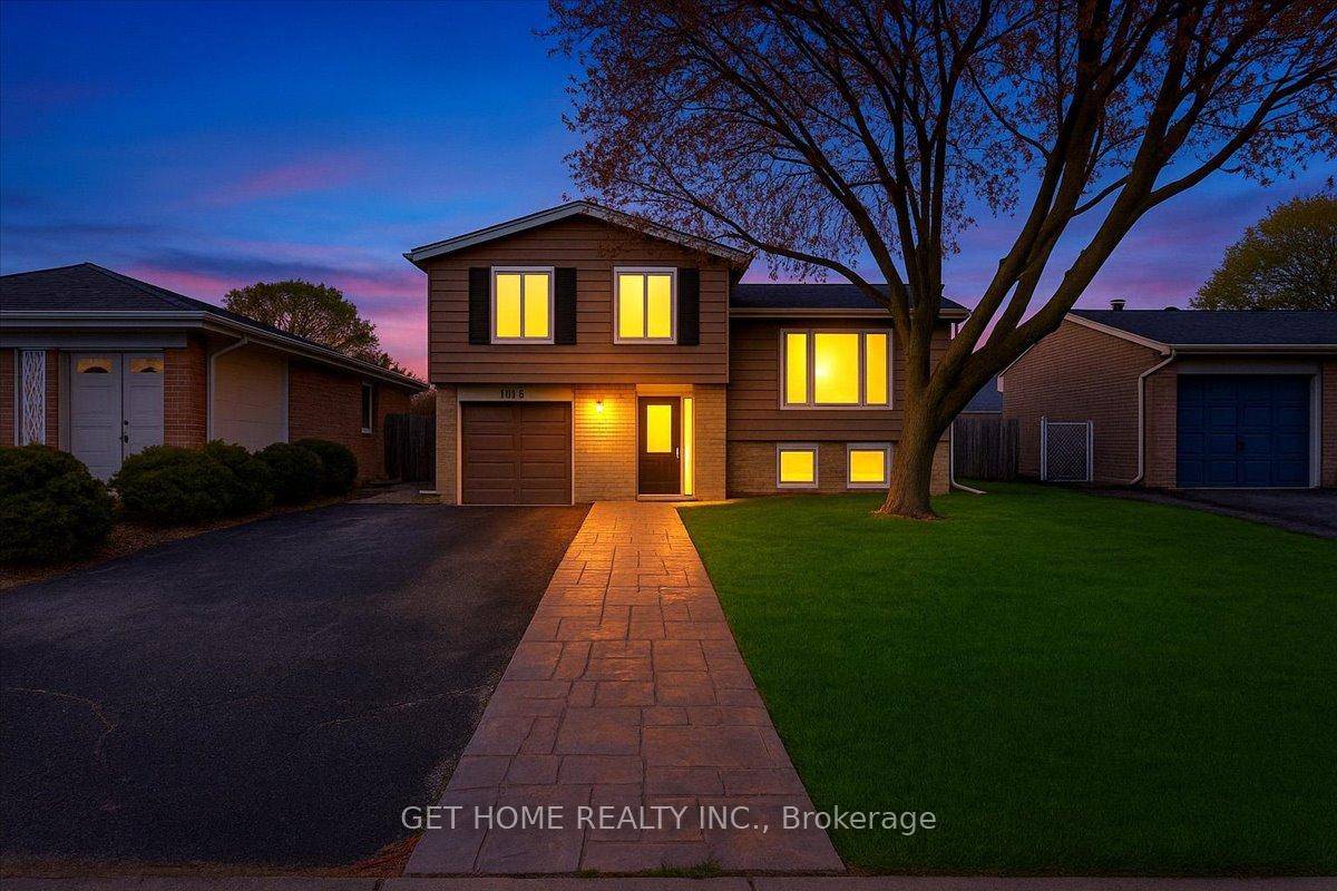 FULLY RENOVATED 4 BATHROOMS LUXURY MASTER ENSUITE FINISHED BASEMENT PRIME LOCATION RARE UPGRADE Immaculately presented and located in a highly desirable, quiet neighbourhood near the North Dumfries Conservation Area and ...