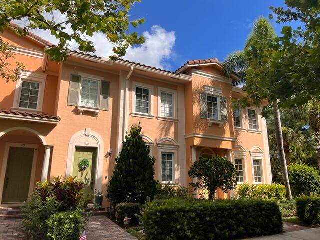 Gorgeous 2 story townhouse in a prime location on one of the most desirable streets in the heart of Canterbury Place in Abacoa of Jupiter.