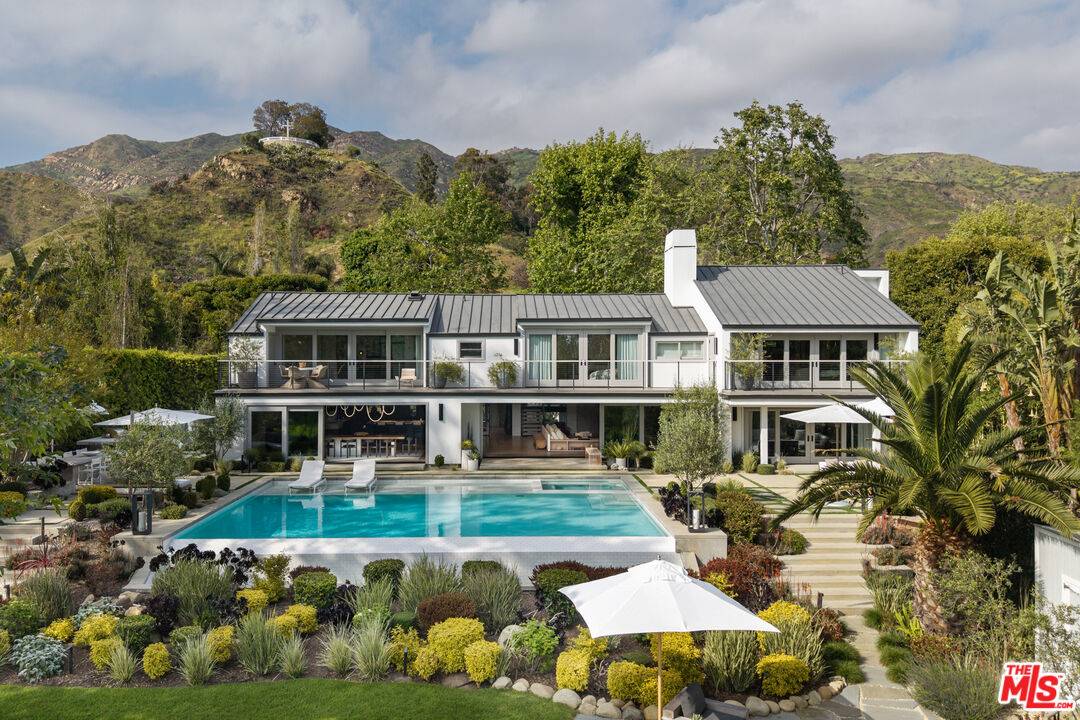 3511 Cross Creek Ln 4.0 Malibu LA