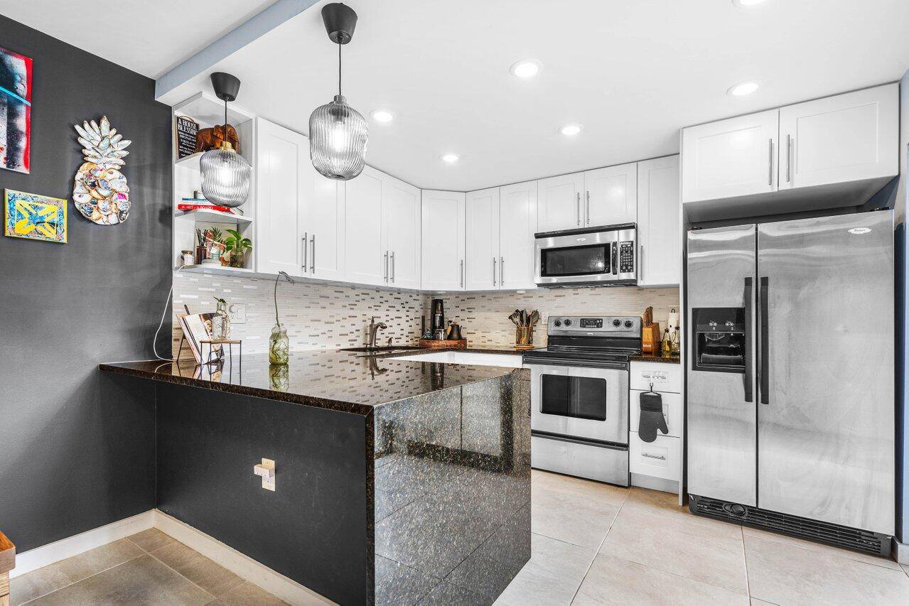 Charming 2 bedroom, 2 bathroom home offers the perfect blend of comfort, convenience, and community living.