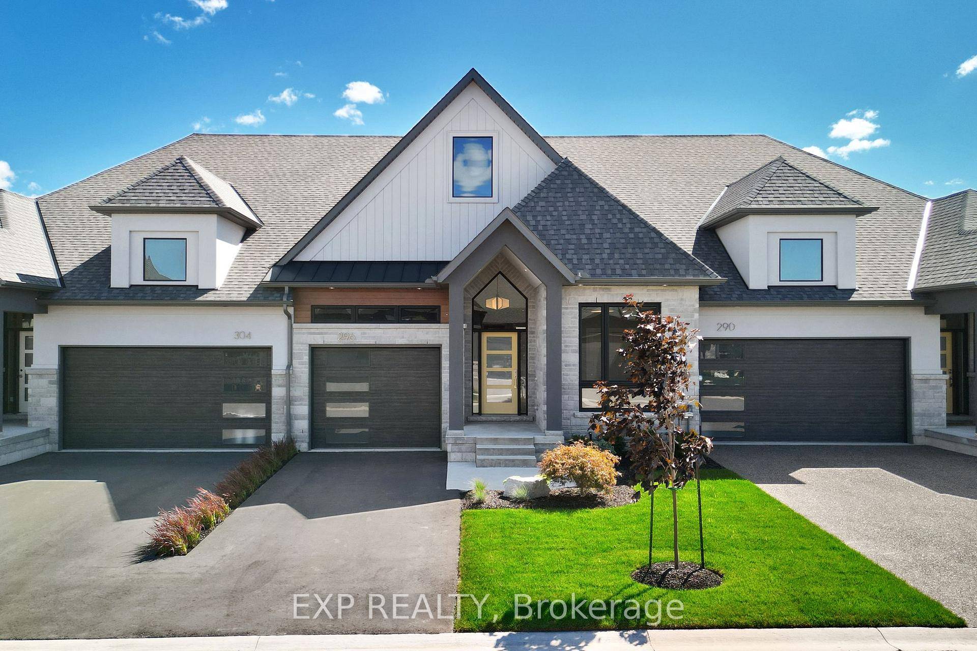 Welcome to WaterCrest at Hunters Pointe an exclusive 55 active adult community in north Welland, in the heart of Niagara.