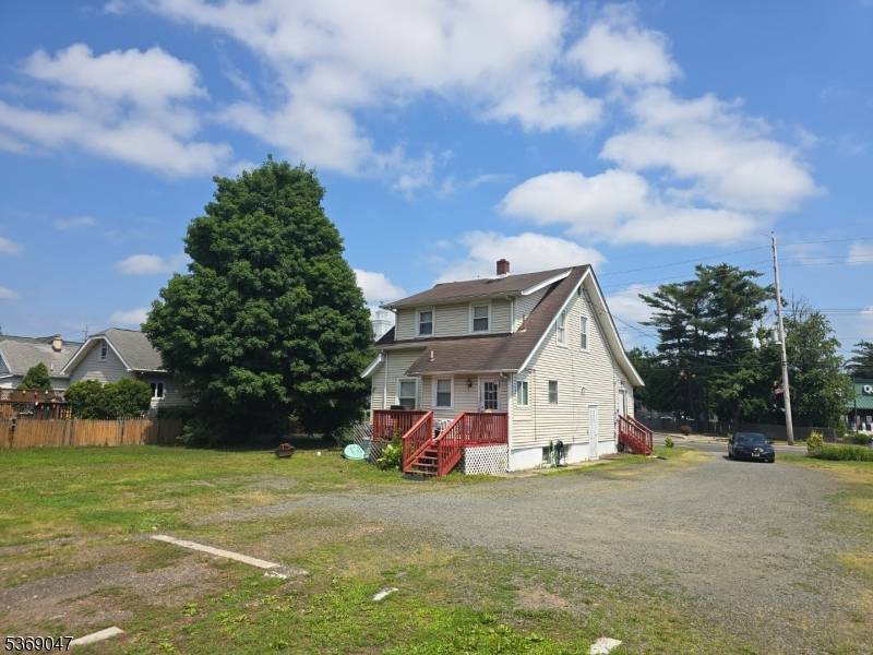 Plenty of possibilities for this free standing building on nearly 1 2 acre in prime main street location.