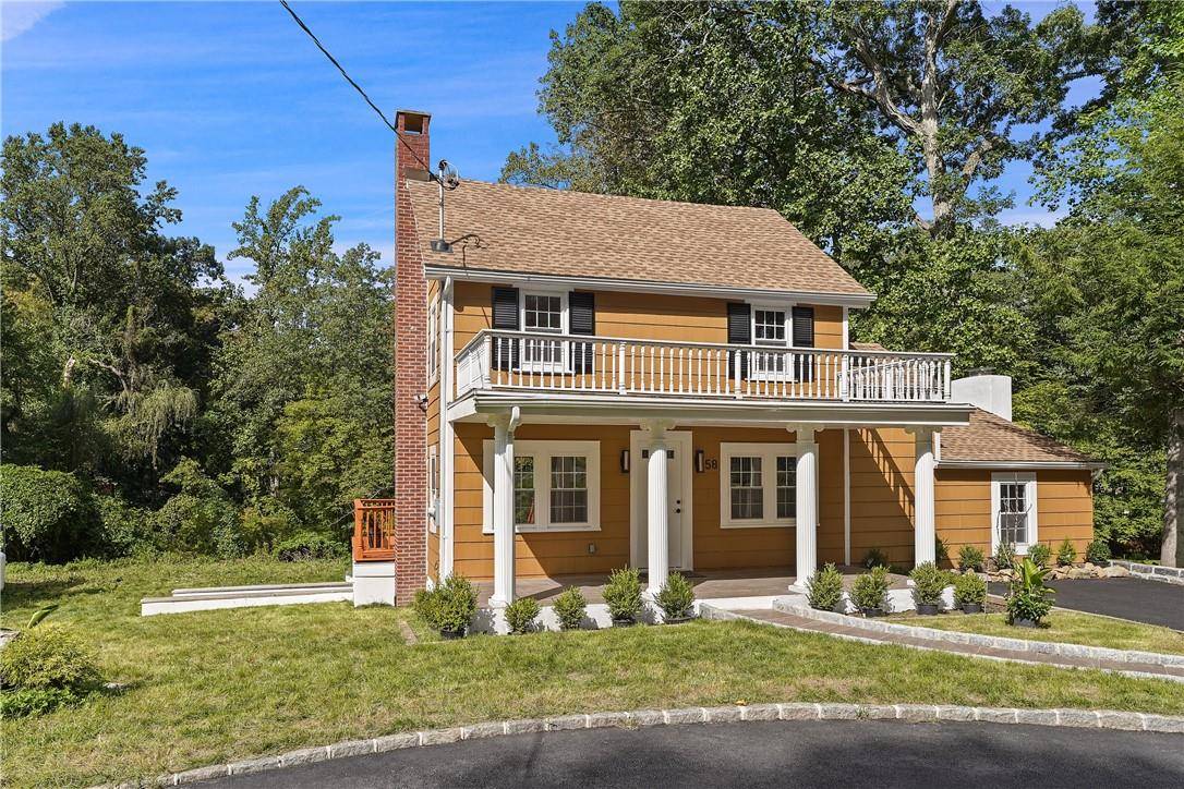 Move right in to this renovated farmhouse colonial.