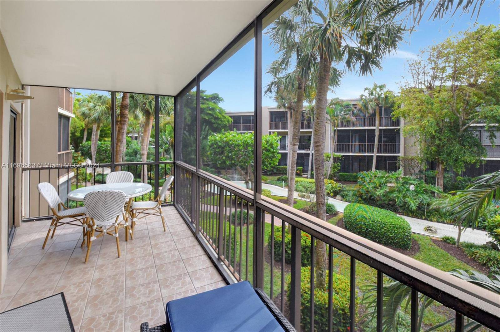 Experience the Palm Beach lifestyle at Southgate in this tastefully decorated turnkey 2 Bedroom 2 Bath fully renovated unit featuring an updated kitchen with granite countertops amp ; new cabinetry, ...