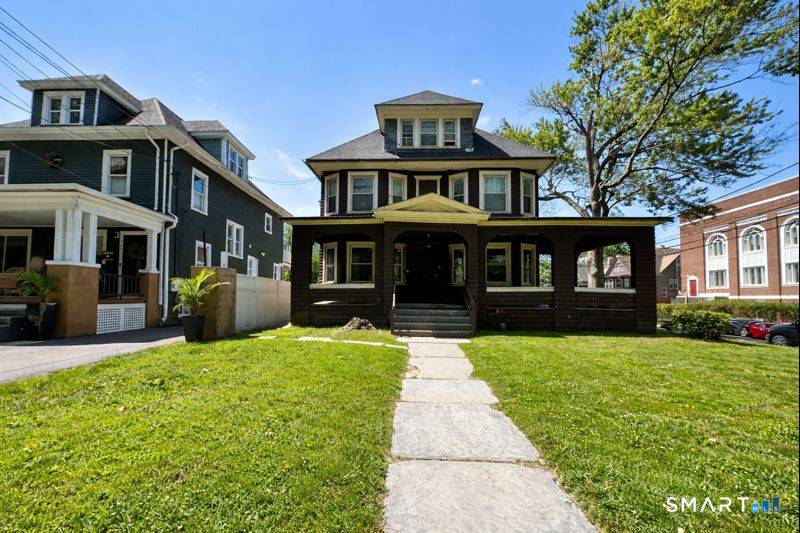 Welcome to 207 Greenfield Street, Hartford, CT.